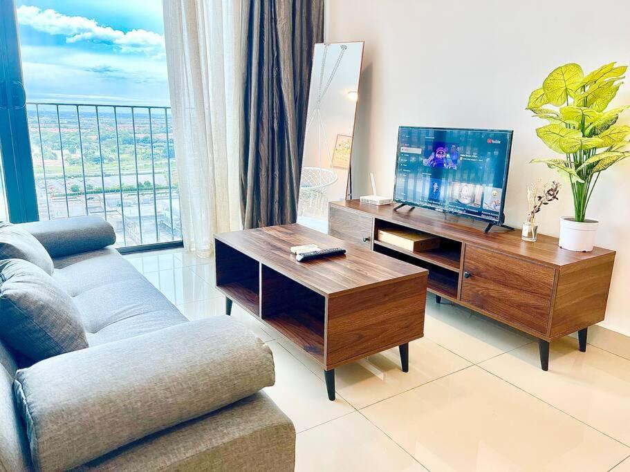 G 1-5Pax Cozy Home Trefoil Setia Alam 100Mps Wifi & Tv Sccc Buitenkant foto