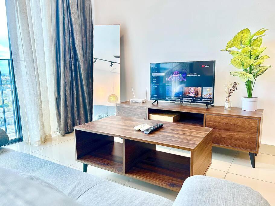 G 1-5Pax Cozy Home Trefoil Setia Alam 100Mps Wifi & Tv Sccc Buitenkant foto